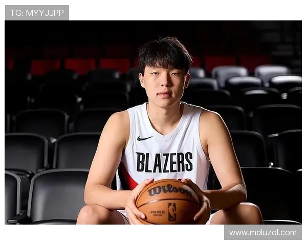 杨瀚森谈球队增重要求:我自然发展觉得自己挺好